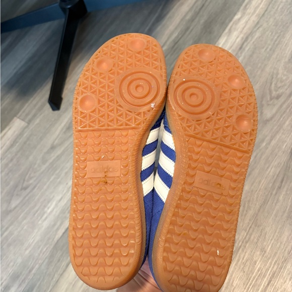 Adidas Sambas with Ribbon Laces - Picture 3 of 4